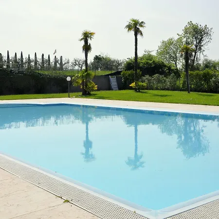 With Nicely Decorated Interior Near Garda Holiday home Lazise